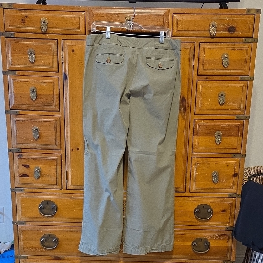 GAP Green Wide Leg Pants Smooth Fabric - Picture 3 of 3